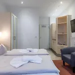 Strandlaeufer 117 *